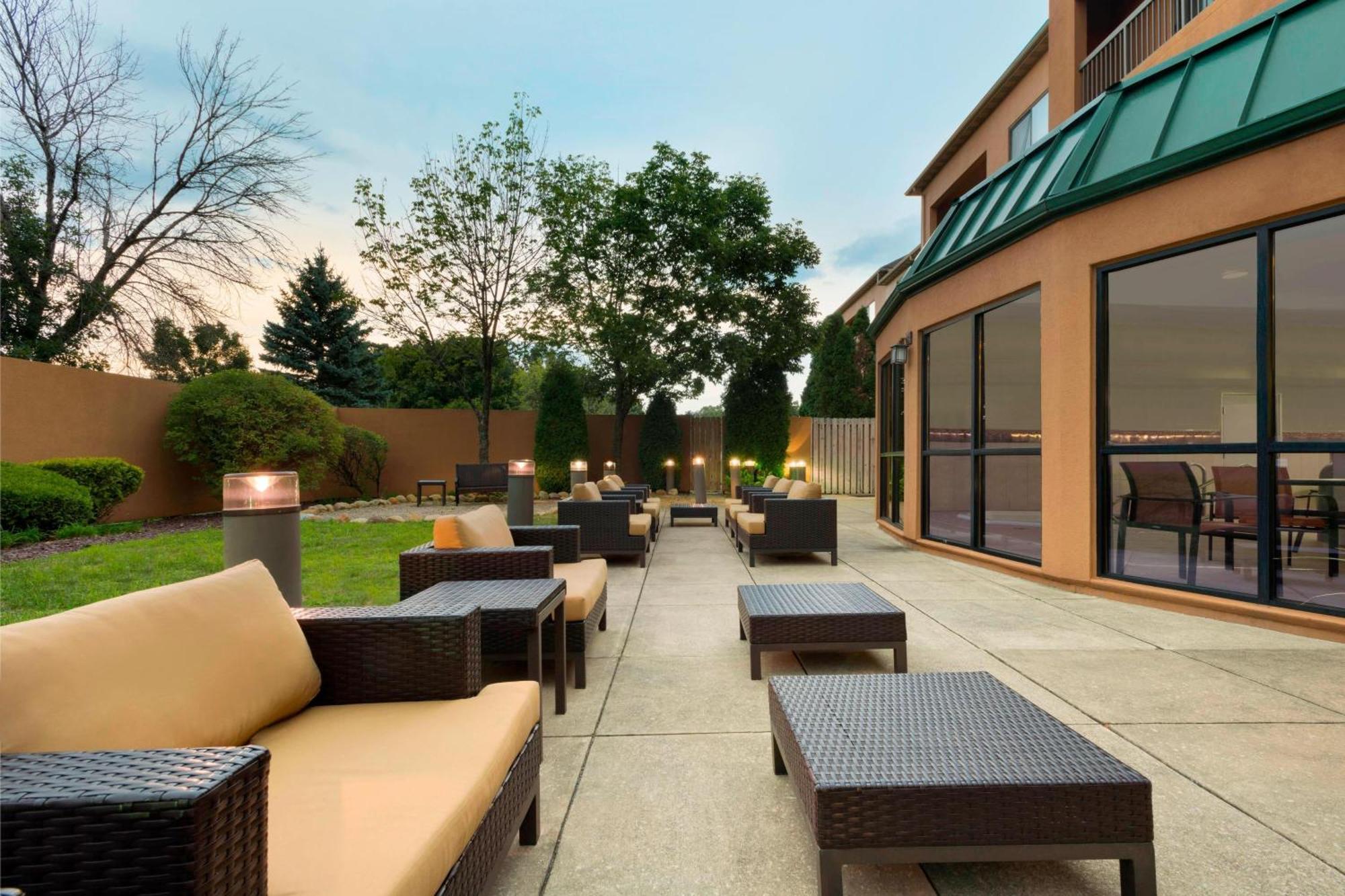 Courtyard Akron Fairlawn Montrose Exterior foto
